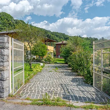 Casa Veligato 2 San Siro (Lombardy)