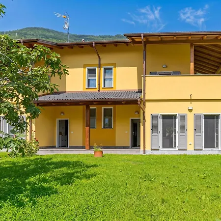 Apartment Casa Veligato 2 San Siro (Lombardy)