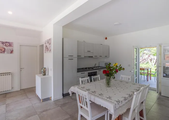 アパート Casa Veligato 2